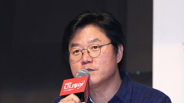 ‘올라운더’ 나영석 PD, 드라마 이어 영화서도 연기한다 [왓IS]