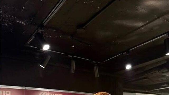 임영웅, 선글라스 끼고 뭐해?…축구 덕후 인증[★핫픽]