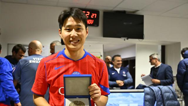 집중 조명받은 LEE…리옹전 결승 어시스트→100경기 메달→프랑스어 연설도 화제