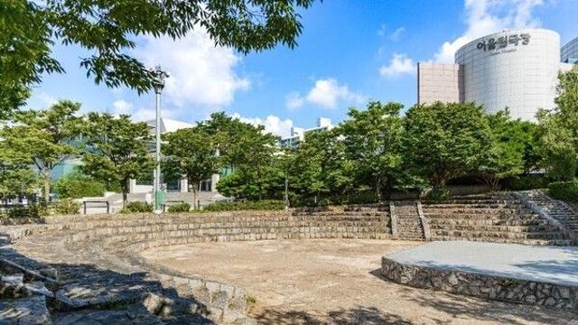 가을에 가볼 만한 곳, 고양의 미식 골목과 자연 속 카페에서 즐기는 시간