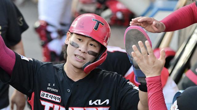 '100억! 100억!' 말 많더니…'3일 연속' 계약 0건 충격!→FA 시장 개점 휴업, 도대체 무슨 일이