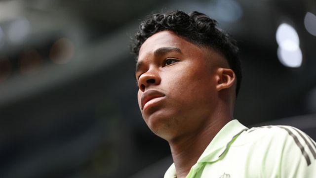 레알에서 올 시즌 ‘1경기’ 뛰었는데 맨유 거절했다? “올림피크 리옹 임대 임박, 선수가 긍정적으로 평가”