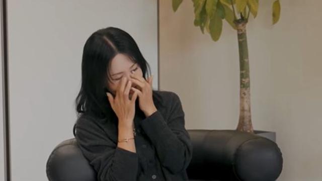 엄정화, 노래 듣다 결국 '오열'했다…