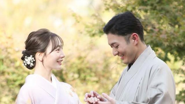 ‘4년 열애’ 아이돌♥배우, 결혼 골인…기자회견까지 눈길 [IS해외연예]