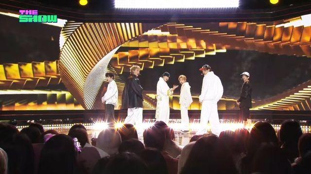 ‘더쇼’ 82메이저, ‘니드 댓 베이스’ 최초 공개