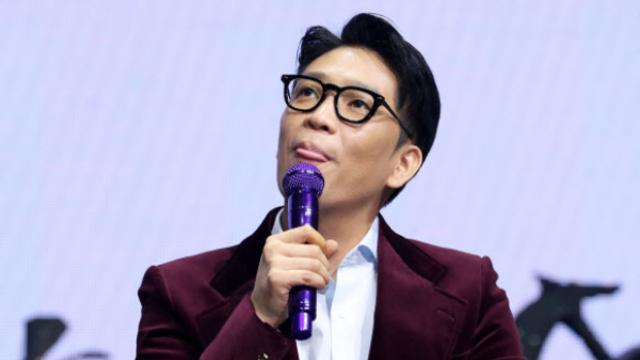 MC몽 “병역비리? 무죄다”… 히틀러 그림 논란에도 정면 반박