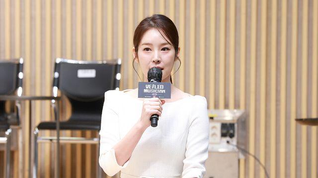 [NC포토] 조은나래, 차분한 진행