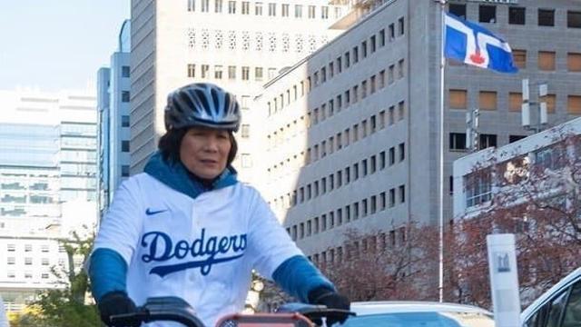 LA시장과 내기에서 진 토론토 시장 오늘자.JPG