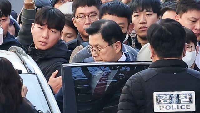 황교안 “법이 다 무너졌습니다”…체포되기 전 남긴 글