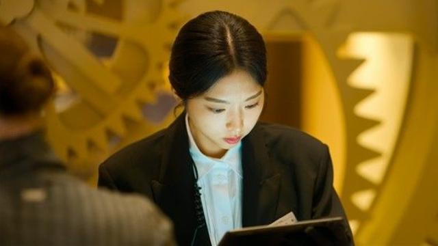 '당신이 죽였다' 서수희, 전소니 롤모델 삼는 신입 사원…풋풋 매력 '눈도장'