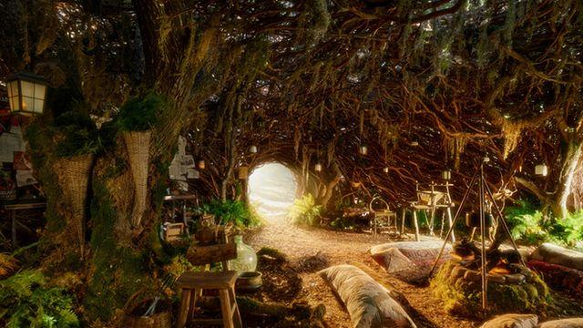 영화 속 그곳에서 하룻밤… 에어비앤비, '위키드' 엘파바 은신처 공개