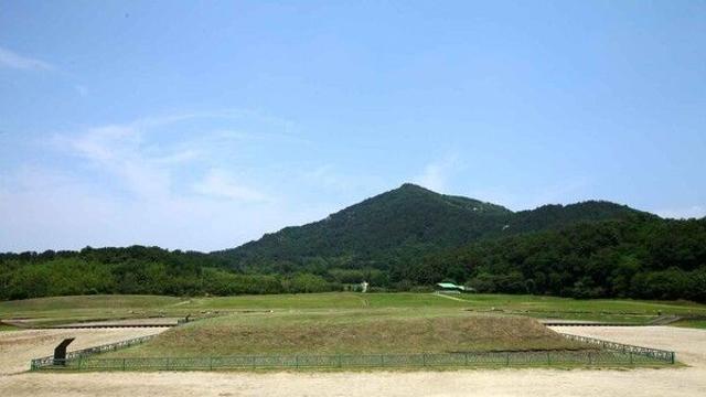 가을날 익산 가볼 만한 곳, 고요한 자연 속 휴식과 다채로운 맛의 유혹