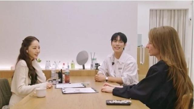 박민영, 아이돌 연습생 출신 손님에 