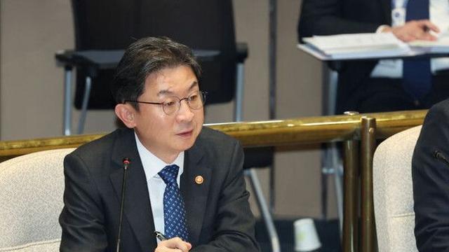 금감원 특사경 확대 요구에…이억원 