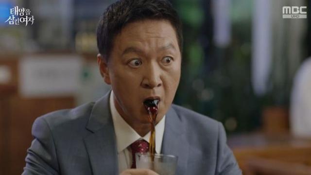 장신영, 과거 윤아정과 딸 바뀌었다…복수하려는 박서연이 친딸 ‘충격’ (‘태양을 삼킨’) [종합]