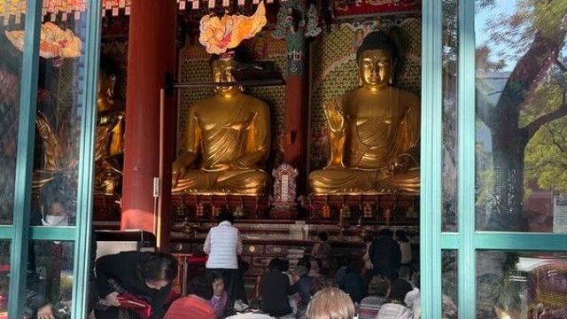 '수능 D-1' 조계사·명동성당…수험생 가족의 애타는 기도[현장]