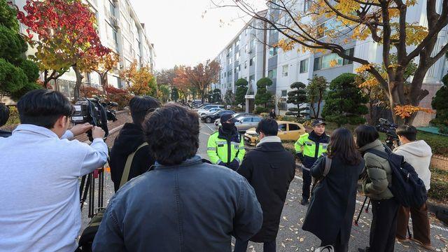 [속보] 내란특검, 황교안 자택서 체포…압수수색영장도 집행