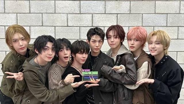 아홉, 컴백 일주일만 음방 1위…연일 기록 행진