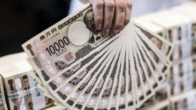 10월 日 통화공급량 1617조엔·1%↑…