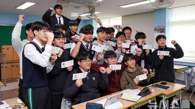 한파 없는 수능…15도 안팎 일교차 