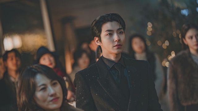 황인엽, 김유정과 팔짱 꼈다…‘친애하는 X’ 특별출연 [공식]