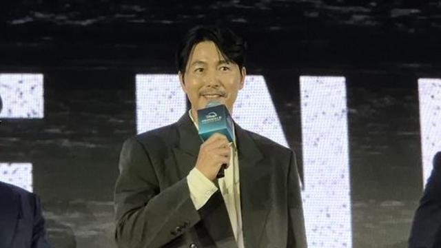 정우성, 홍콩서 전세계 취재진 만나…혼외자 관련 언급은 無