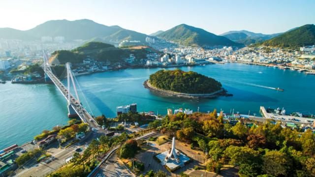 여수 돌산의 오션뷰와 미식, 가을에 가볼 만한 곳