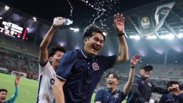 FC안양, ‘좀비 축구’로 잔류 이뤘다…이제는 ‘7위 전쟁’