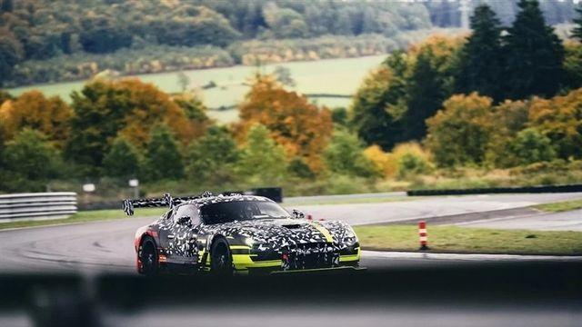 AMG가 만든 공도용 레이스카, 신형 ‘GT 트랙 스포츠’ 내년 공개 유력