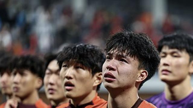 中 축구 대망신! 안방서 베트남에 0-1 충격패…