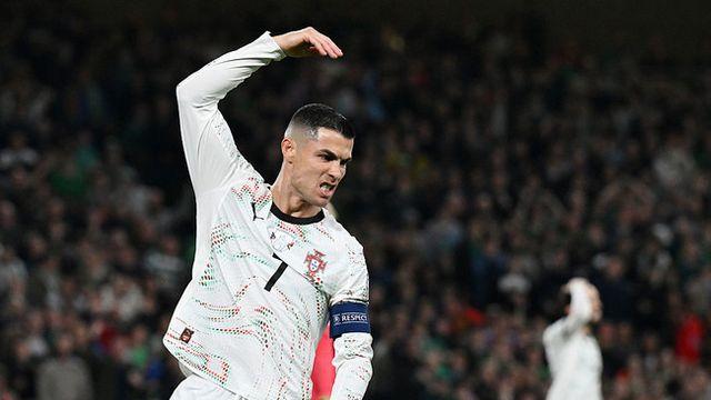 [A매치 REVIEW] 40살 호날두 추태! 어리석은 퇴장...포르투갈, 아일랜드에 0-2 충격패! 월드컵 본선행 미뤄