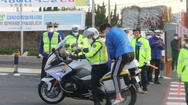 오늘 수능 뉴스에 1000% 나올 사진