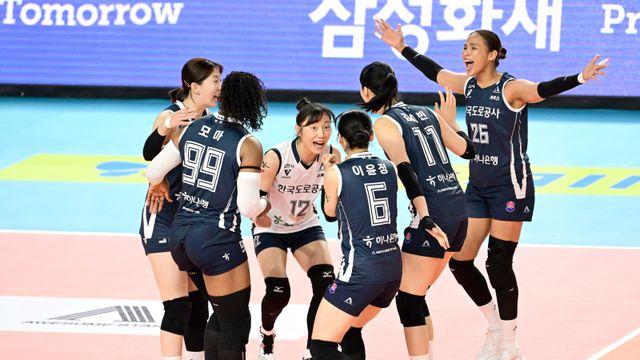 무려 15년 만, 한국도로공사의 역대급 출발...우승 후보의 1위 질주