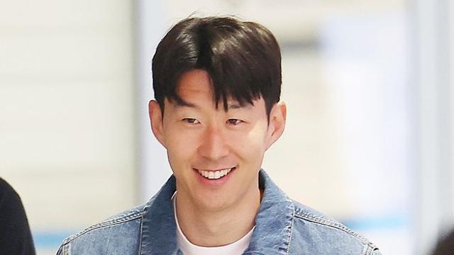 캡틴 손흥민, 수능 치르는 수험생 응원…