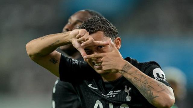 브레넌 존슨, 5천만 파운드 거품 논란… 토트넘은 물론 웨일스에도 자리없다?!