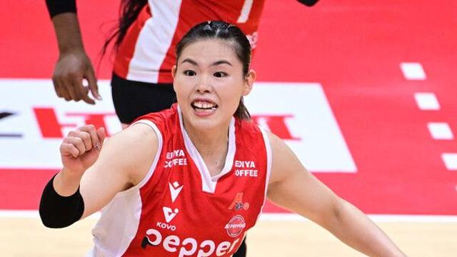 '조이·시마무라 58점 합작' 페퍼저축은행, 흥국생명 꺾고 2위 도약