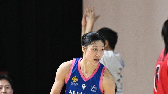 [IS 인터뷰] ‘5년 차’ 이해란의 시선은 MVP+수비수상 “이제 올라서야 한다”
