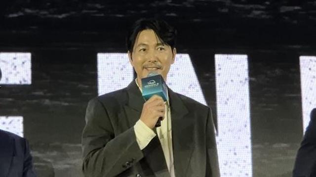 정우성, 홍콩서 전세계 취재진 만나…혼외자 관련 언급 없어