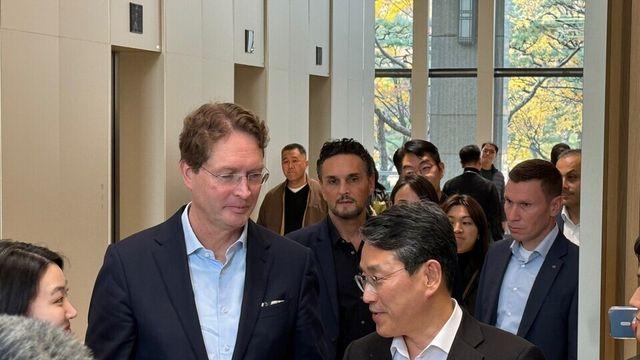 옌스 쿠나스 벤츠 세일즈 총괄, 14일 한국 딜러사장단과 미팅...정상 탈환 위한 논의 본격화