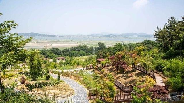 서해의 숨결, 안산에서 만나는 가을 명소의 고즈넉한 매력