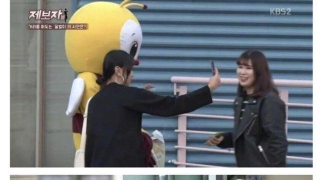 길거리 떠도는 꿀벌 인형탈 정체jpg