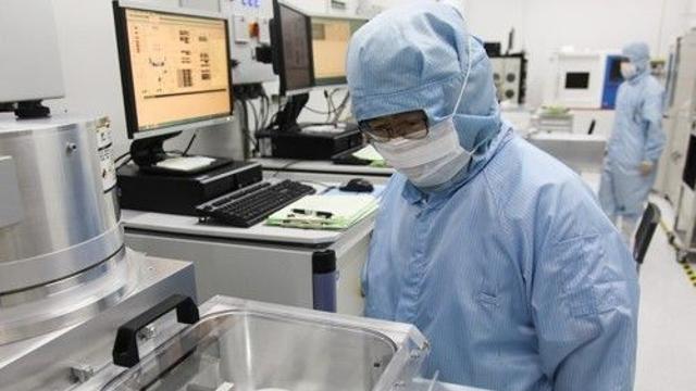 [율곡로] 기술 인재 빨아들이는 중국의 돈 공세