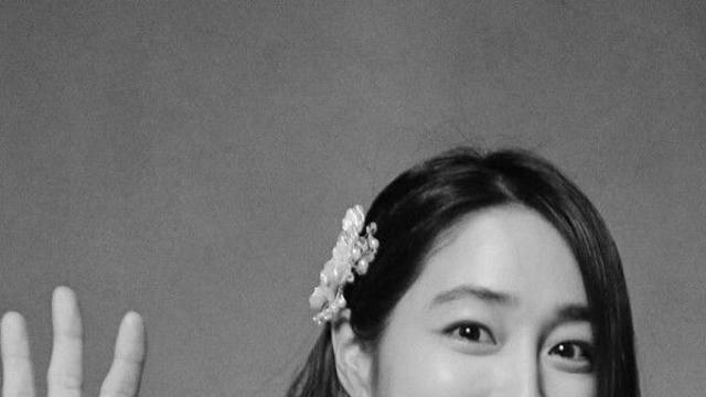 '이병헌♥' 이민정, 붕어빵 2살 딸과 미소 