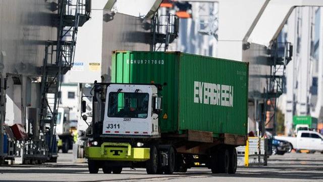 트럼프, 쇠고기·커피·열대 과일 관세 폐지 행정명령