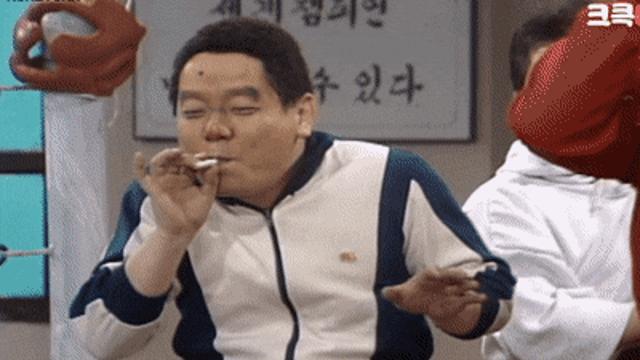 공중파에서 담배피며 꽁트하던 시절.