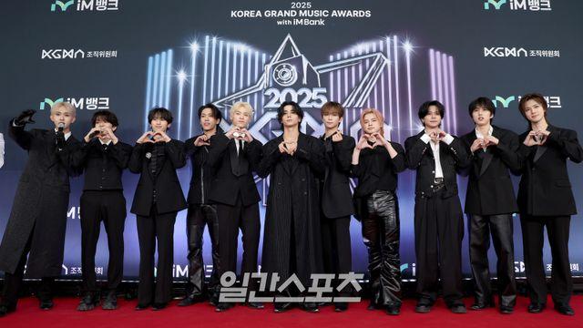 아이엔아이 “시상식 참석 영광스럽고 설레” [2025 KGMA]