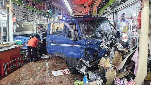 ‘부천 트럭’에 급발진 입증용 ‘페달 블랙박스’ 있었다