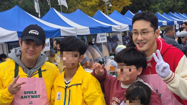 황동주, 이웃 위해 김치 버무렸다…1740박스로 선행 폭발