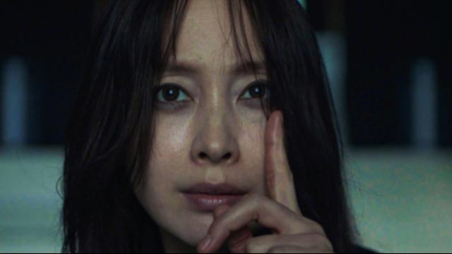 ‘원빈♥’ 이나영, 7년 만에 돌아왔다…PGK 시사회 술렁