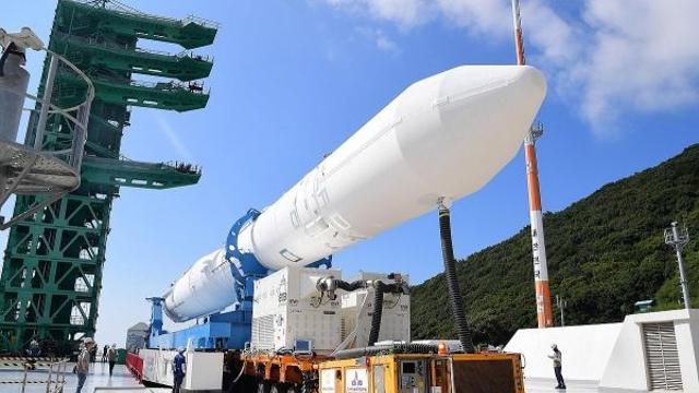 LG, 2028년 자체 큐브위성 쏜다…